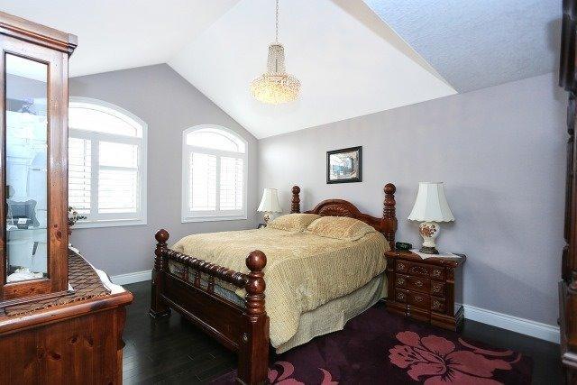 29 Corvinelli Dr, House detached with 5 bedrooms, 4 bathrooms and 4 parking in Whitby ON | Image 12