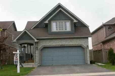 5294 Russell View Rd, House detached with 3 bedrooms, 4 bathrooms and 4 parking in Mississauga ON | Image 1
