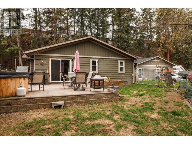 3290 Mcrobbie Road, House detached with 3 bedrooms, 3 bathrooms and 6 parking in West Kelowna BC | Image 19