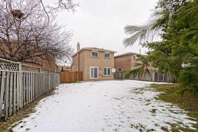 80 Kesteven Cres, House detached with 3 bedrooms, 3 bathrooms and 5 parking in Brampton ON | Image 16
