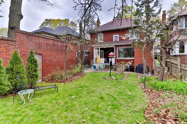 80 Hillcrest Dr, House detached with 4 bedrooms, 3 bathrooms and 4 parking in Toronto ON | Image 35