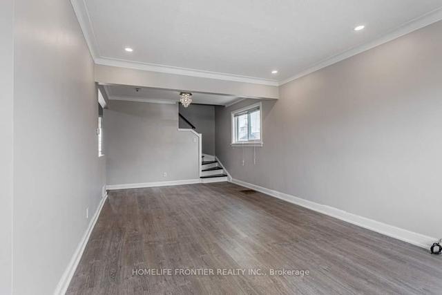 19 Westchester St, House detached with 3 bedrooms, 1 bathrooms and 2 parking in Toronto ON | Image 14