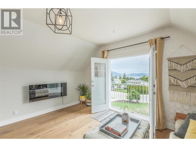 309 Tanager Drive, House detached with 6 bedrooms, 3 bathrooms and 2 parking in Kelowna BC | Image 26