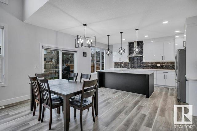 8343 Mayday Li Sw, House detached with 4 bedrooms, 3 bathrooms and null parking in Edmonton AB | Image 16