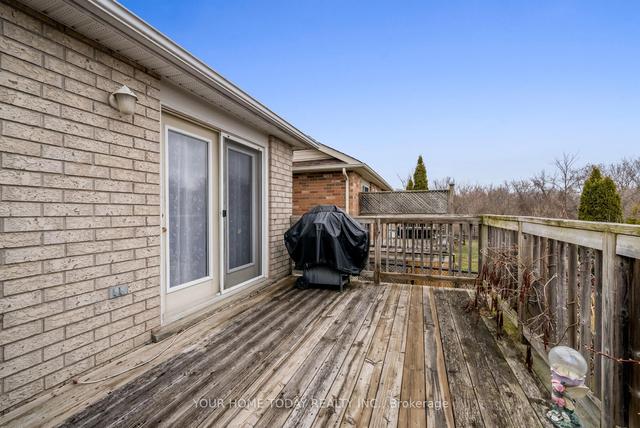 44 Doctor Moore Crt, House detached with 2 bedrooms, 1 bathrooms and 3 parking in Halton Hills ON | Image 7
