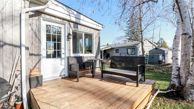 6 Aspen Crt, Home with 2 bedrooms, 1 bathrooms and 2 parking in Innisfil ON | Image 28