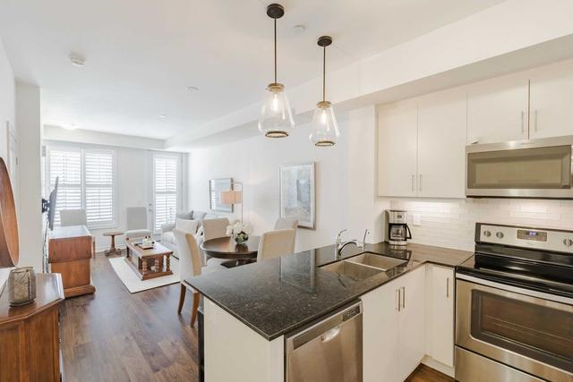 15 - 130 Long Branch Ave, Townhouse with 2 bedrooms, 3 bathrooms and 1 parking in Toronto ON | Image 4