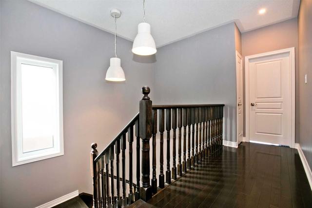 11 Mallery St, House semidetached with 5 bedrooms, 4 bathrooms and 2 parking in Richmond Hill ON | Image 21