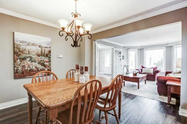 2307 Towne Blvd, House detached with 4 bedrooms, 3 bathrooms and 5 parking in Oakville ON | Image 35