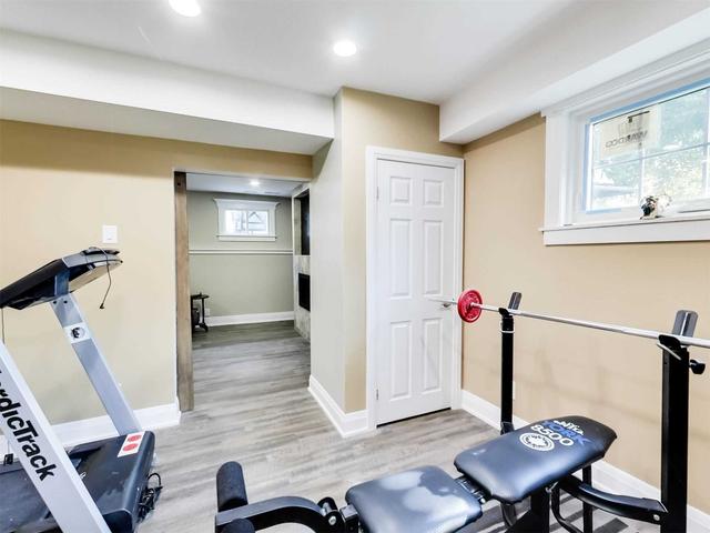 24 Ludlow Cres, House detached with 5 bedrooms, 2 bathrooms and 3 parking in Brantford ON | Image 18