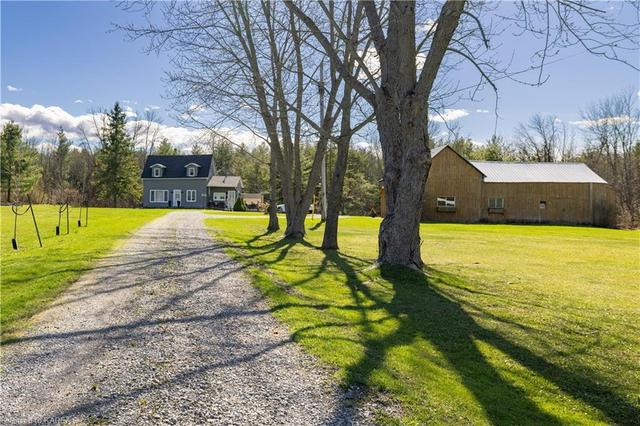 4068 County Road 29, House detached with 3 bedrooms, 1 bathrooms and 10 parking in Elizabethtown Kitley ON | Image 12