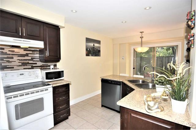80 - 3600 Colonial Dr, Townhouse with 3 bedrooms, 4 bathrooms and 2 parking in Mississauga ON | Image 9
