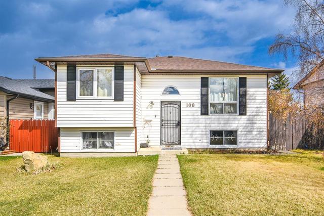 100 Falton Drive Ne, House detached with 3 bedrooms, 2 bathrooms and 2 parking in Calgary AB | Card Image