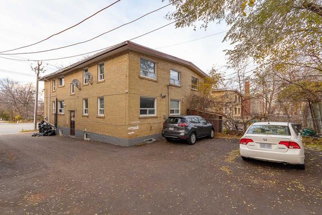 main - 2977 Lawrence Ave E, House semidetached with 3 bedrooms, 1 bathrooms and 1 parking in Toronto ON | Image 11