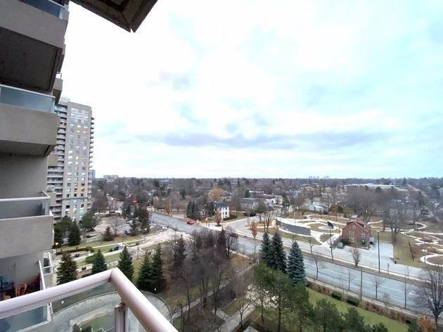 1004 - 18 Hillcrest Ave, Condo with 2 bedrooms, 2 bathrooms and 1 parking in Toronto ON | Image 7