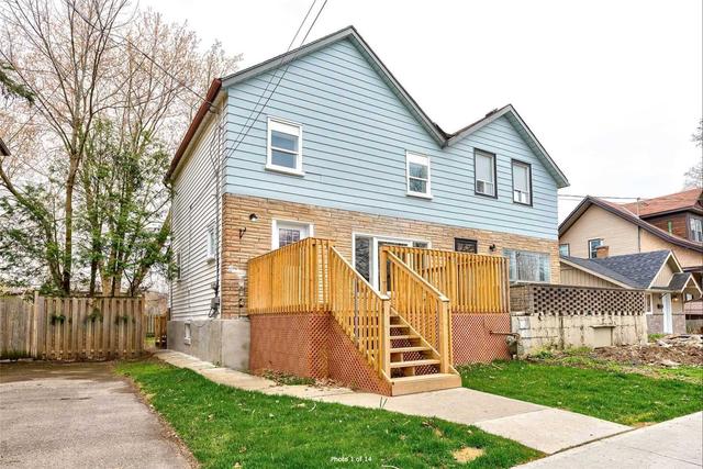 46 Bristol St, House semidetached with 3 bedrooms, 2 bathrooms and 0 parking in Guelph ON | Image 1