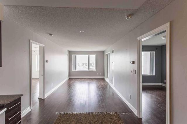 806 - 233 South Park Rd, Condo with 2 bedrooms, 2 bathrooms and 1 parking in Markham ON | Image 3