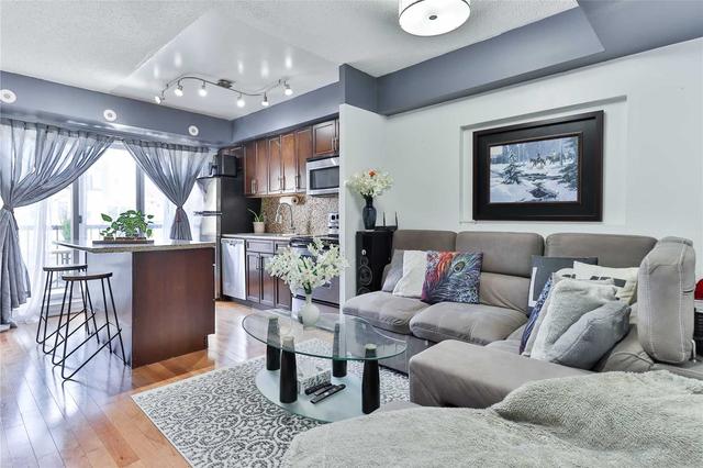 2038 - 3043 Finch Ave W, Townhouse with 3 bedrooms, 3 bathrooms and 0 parking in Toronto ON | Image 20