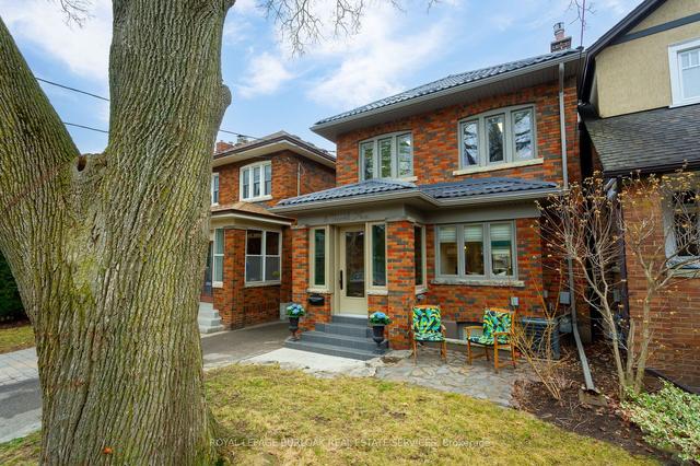 8 Thornhill Ave, House detached with 3 bedrooms, 4 bathrooms and 0 parking in Toronto ON | Image 23