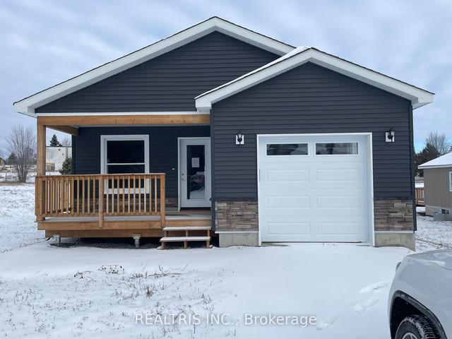 146 Patricia St, House detached with 3 bedrooms, 2 bathrooms and 2 parking in Greater Sudbury ON | Image 10