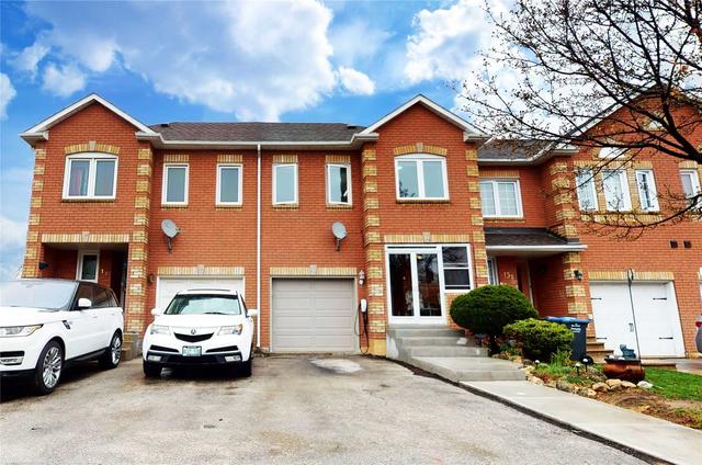 15 Ravenscliffe Crt, House attached with 3 bedrooms, 4 bathrooms and 4 parking in Brampton ON | Image 12
