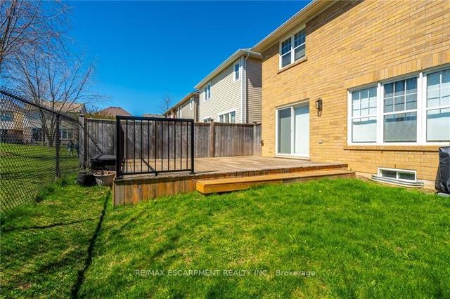 224 Emick Dr, House detached with 3 bedrooms, 3 bathrooms and 2 parking in Hamilton ON | Image 33