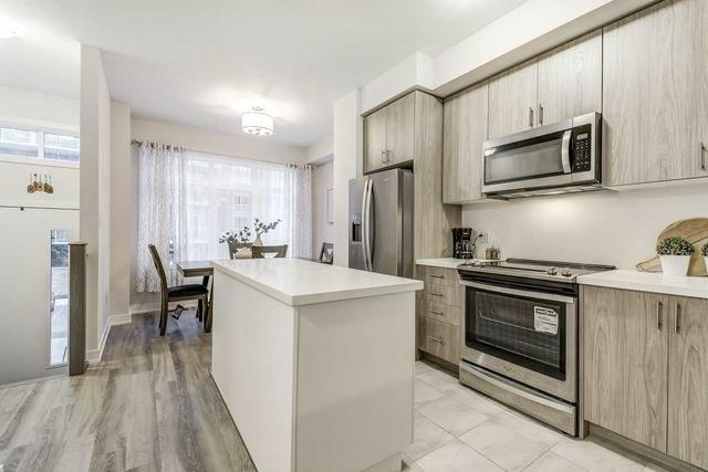 7 Markle Cres, Townhouse with 3 bedrooms, 3 bathrooms and 2 parking in Hamilton ON | Image 25