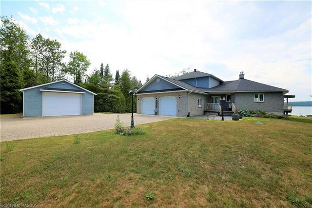 502201 Grey Road #1, House detached with 4 bedrooms, 3 bathrooms and null parking in Georgian Bluffs ON | Image 14