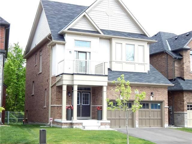 1032 Abram Crt, House detached with 3 bedrooms, 3 bathrooms and 4 parking in Innisfil ON | Image 2