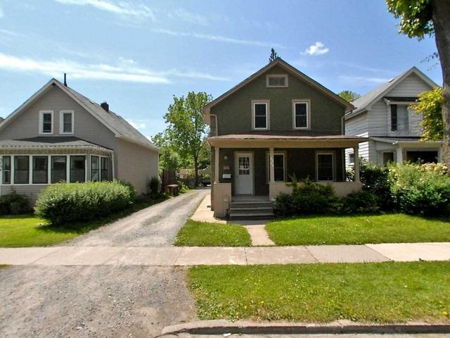 main - 5762 Dunn St S, House detached with 2 bedrooms, 1 bathrooms and 2 parking in Niagara Falls ON | Image 1