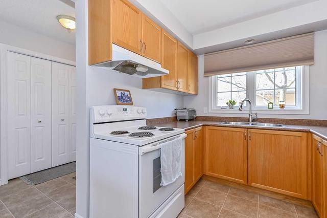 1413 Gordon St, Townhouse with 2 bedrooms, 2 bathrooms and 1 parking in Guelph ON | Image 16