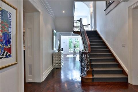 259 Dunvegan Rd, House detached with 5 bedrooms, 8 bathrooms and 6 parking in Toronto ON | Image 10
