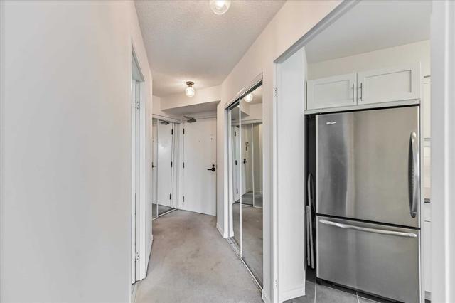 1004 - 25 Maitland St, Condo with 1 bedrooms, 1 bathrooms and 1 parking in Toronto ON | Image 34