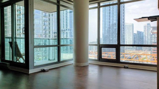 1906 - 81 Navy Wharf Crt, Condo with 1 bedrooms, 1 bathrooms and 1 parking in Toronto ON | Image 9