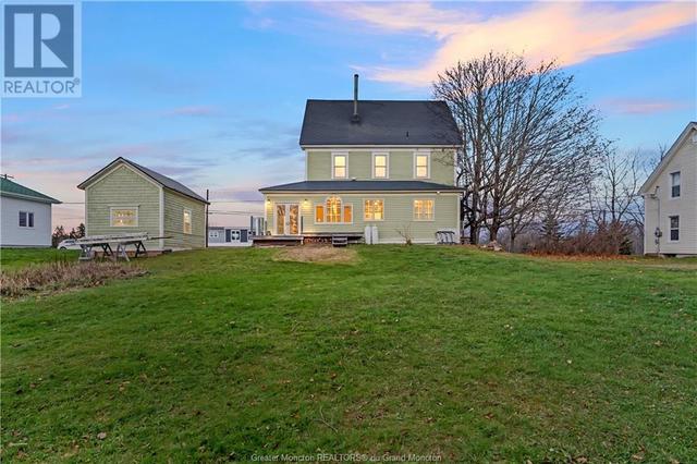 221 La Vallee St, House detached with 4 bedrooms, 4 bathrooms and null parking in Edmundston NB | Image 44