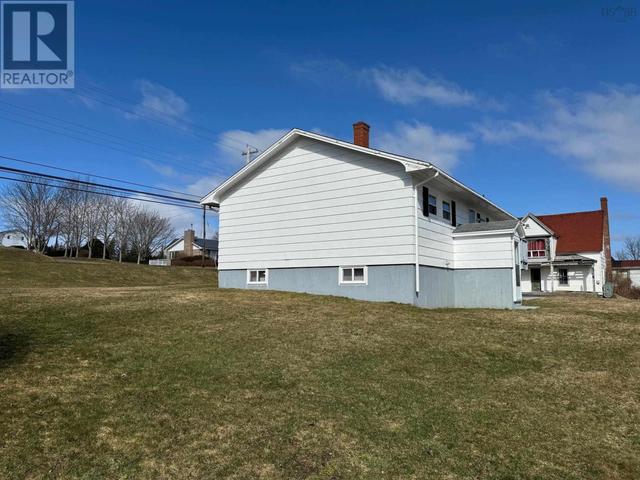 2521 Highway 334, House detached with 2 bedrooms, 1 bathrooms and null parking in Argyle NS | Image 4