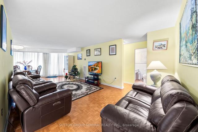 405 - 150 Neptune Dr, Condo with 3 bedrooms, 2 bathrooms and 1 parking in Toronto ON | Image 37