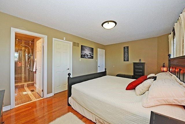 16 Nobel Pl, House detached with 4 bedrooms, 4 bathrooms and 4 parking in Brampton ON | Image 10