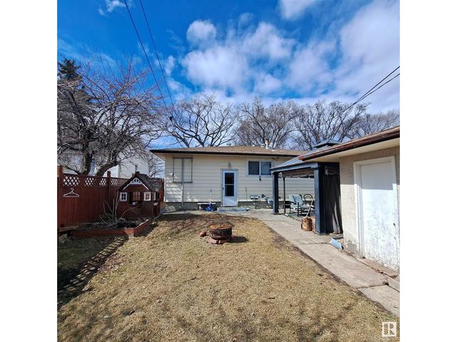11905 41 St Nw Nw, House detached with 3 bedrooms, 2 bathrooms and null parking in Edmonton AB | Image 3