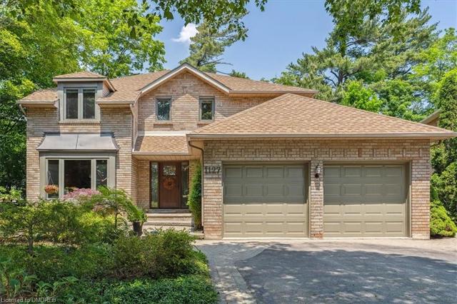 1127 Oakery Woods Place, House detached with 5 bedrooms, 2 bathrooms and 6 parking in Oakville ON | Image 12