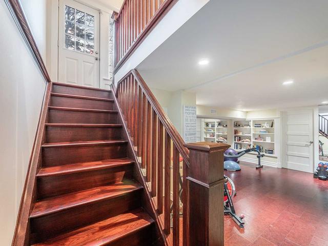 150 Kingswood Rd, House detached with 4 bedrooms, 4 bathrooms and 4 parking in Toronto ON | Image 21
