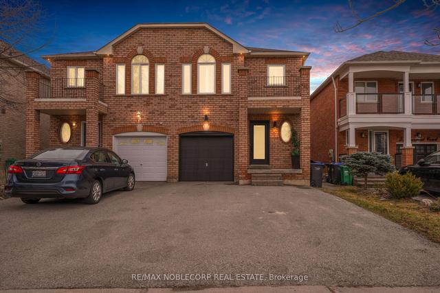 5 Manorwood Crt, House semidetached with 3 bedrooms, 3 bathrooms and 5 parking in Caledon ON | Image 1