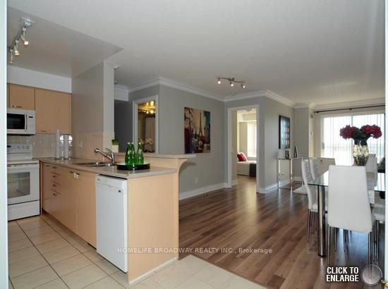 606 - 2 Clairtrell Rd, Condo with 2 bedrooms, 2 bathrooms and 1 parking in Toronto ON | Image 13
