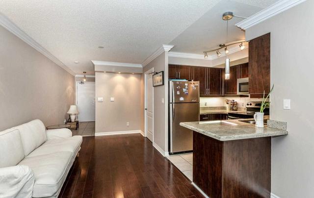 1013 - 2 Rean Dr, Condo with 1 bedrooms, 1 bathrooms and 1 parking in Toronto ON | Image 6