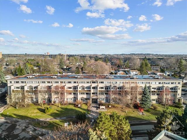 207 - 12 Corkstown Road, Condo with 2 bedrooms, 1 bathrooms and 2 parking in Ottawa ON | Image 1