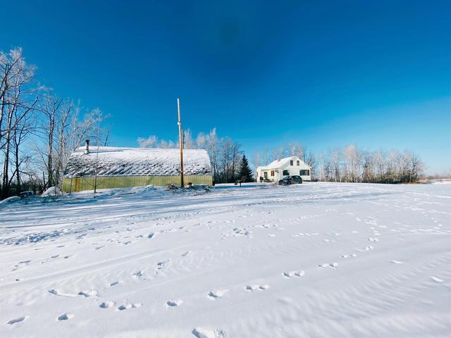 45043 Township Rd 794 Township, House detached with 3 bedrooms, 1 bathrooms and 10 parking in Saddle Hills County AB | Image 7