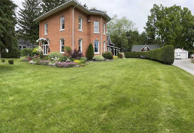 16 Colborne St W, House detached with 5 bedrooms, 4 bathrooms and 7 parking in Kawartha Lakes ON | Image 12