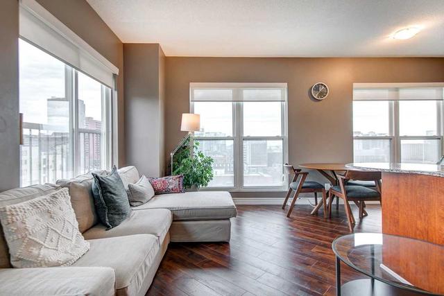 1001 - 135 James St S, Condo with 2 bedrooms, 2 bathrooms and 0 parking in Hamilton ON | Image 5