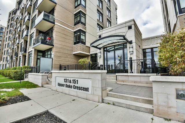 1001 - 131 Upper Duke Cres, Condo with 1 bedrooms, 1 bathrooms and 1 parking in Markham ON | Image 2