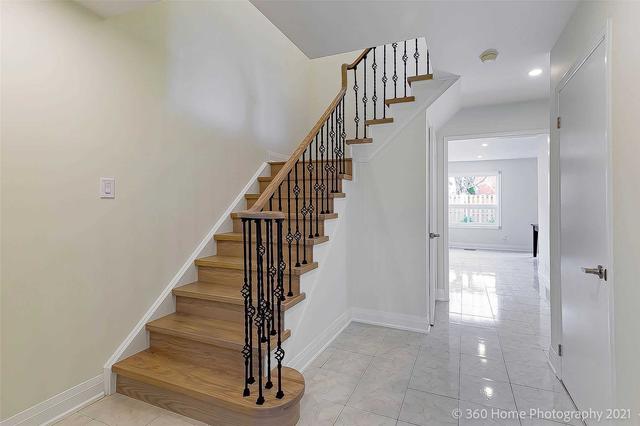 134 Marita Pl, House detached with 3 bedrooms, 3 bathrooms and 5 parking in Vaughan ON | Image 18
